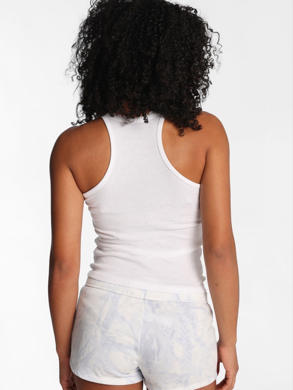 🩵3/$18🩵 Aero White Ribbed Lace Trim Scoop neck longline Tank Top rose - Picture 2 of 2